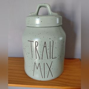 Rae Dunn canister Trail Mix green speckled new in box